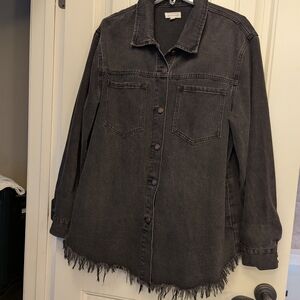 Westbound Women's Black Denim Jacket With Pockets And Frayed Hem. Size L